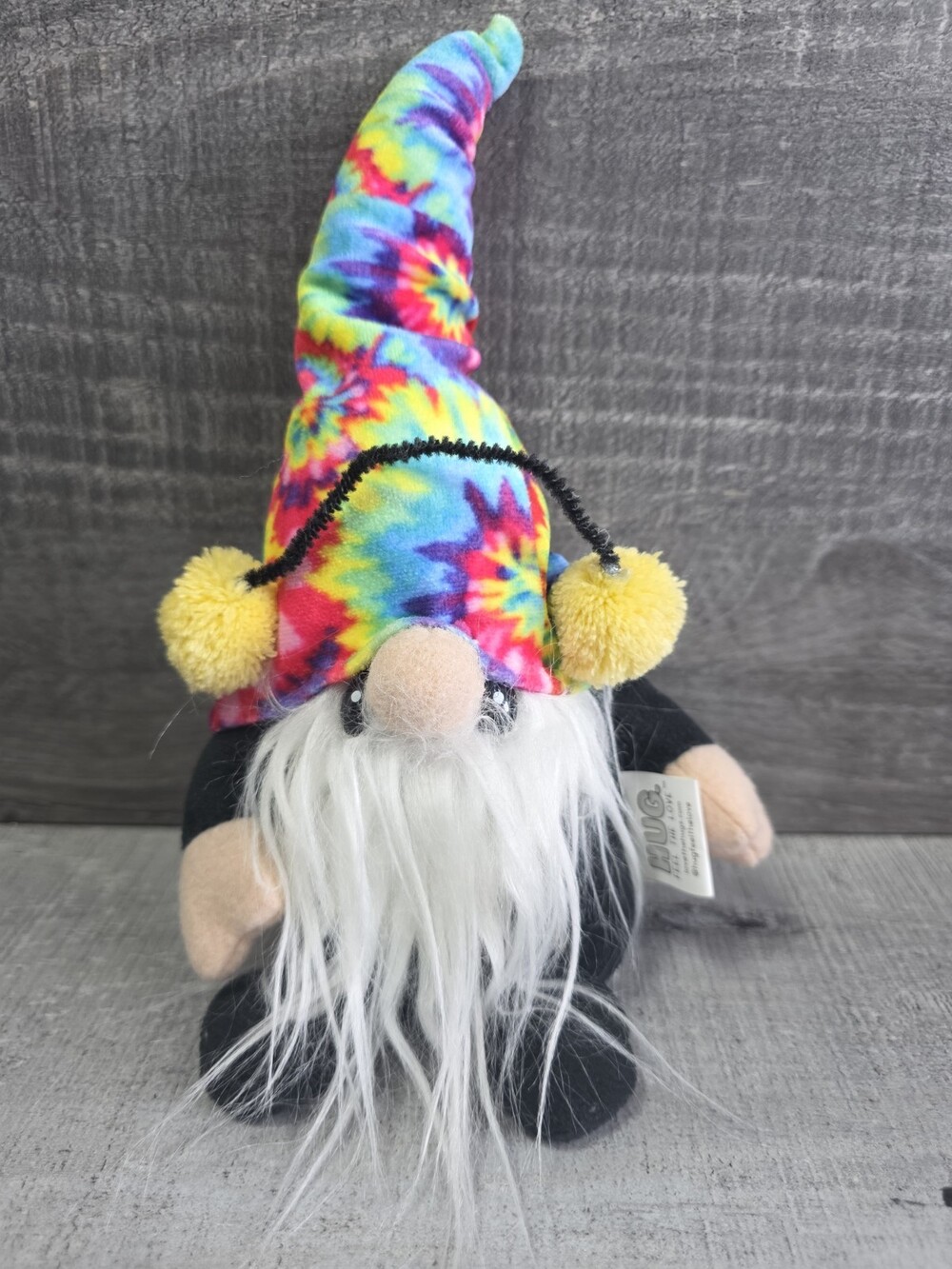 HUG Feel The Love Plush Gnome Collection "OZZIE" Music Man "Music is My Jam" b81